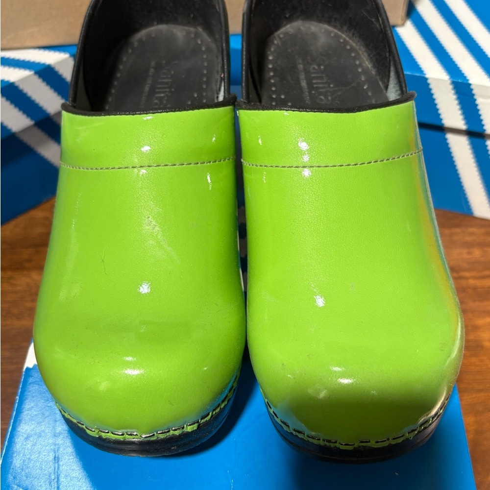 Dansko Women's Green Clogs